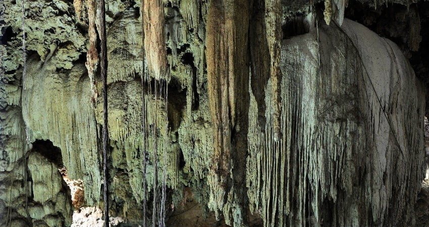 Limestone-cave-baratang